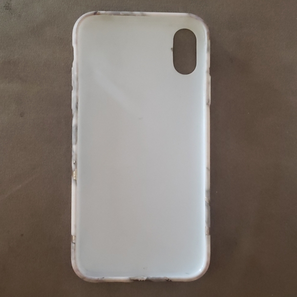 iPhone XR Case - Picture 4 of 4